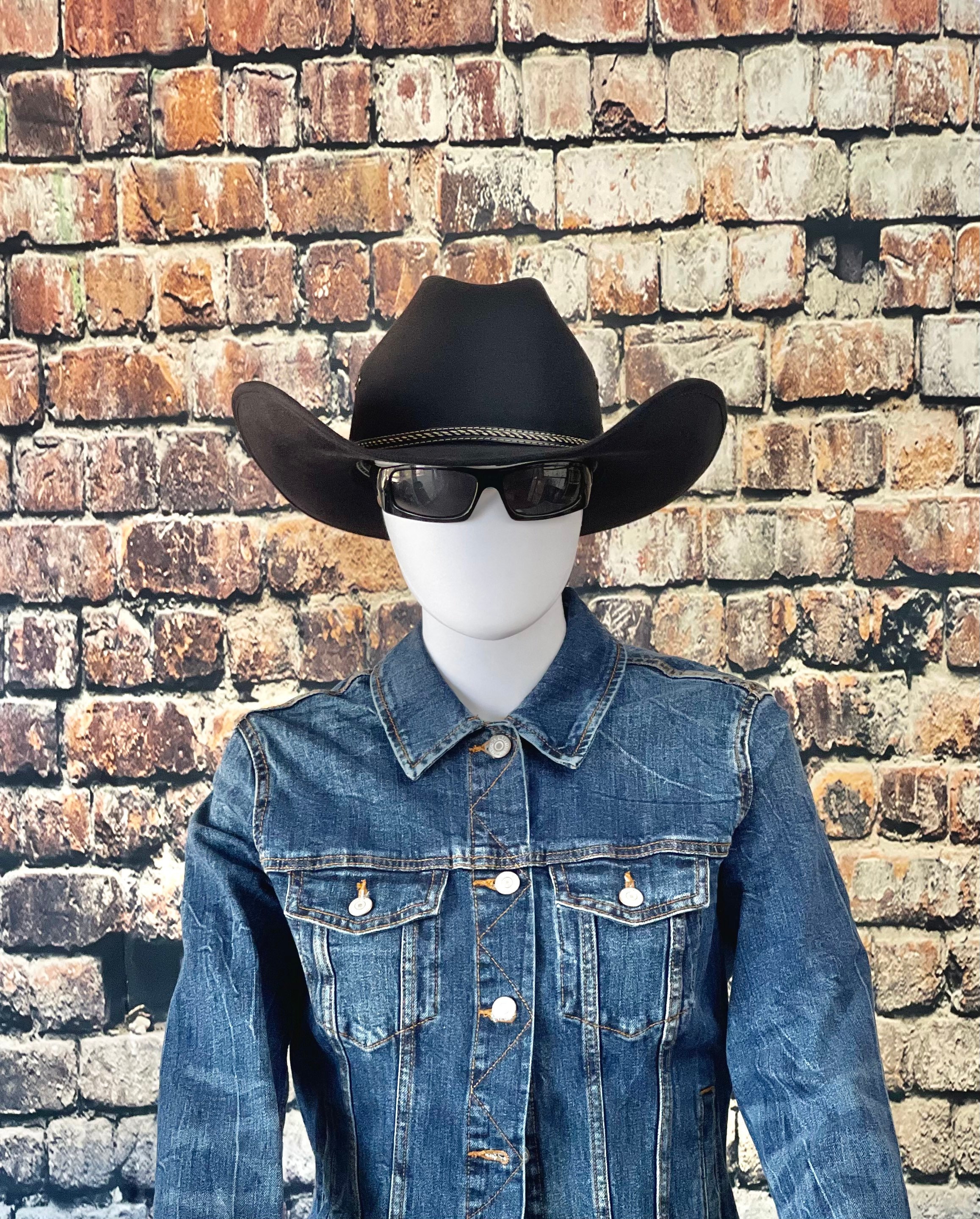 Black Felt Cowboy Hat, BEST SELLER! with an elastic sweat bandana for a comfort fit and incase a bit Big, Made in Mex. Rain Cover included!