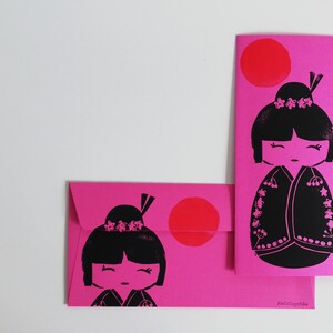 Tirage original au linoléum, Kokeshi, carte pliée rose avec couverture, A6, carte imprimée à la main