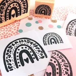 Estampilla arcoíris, patrón leo