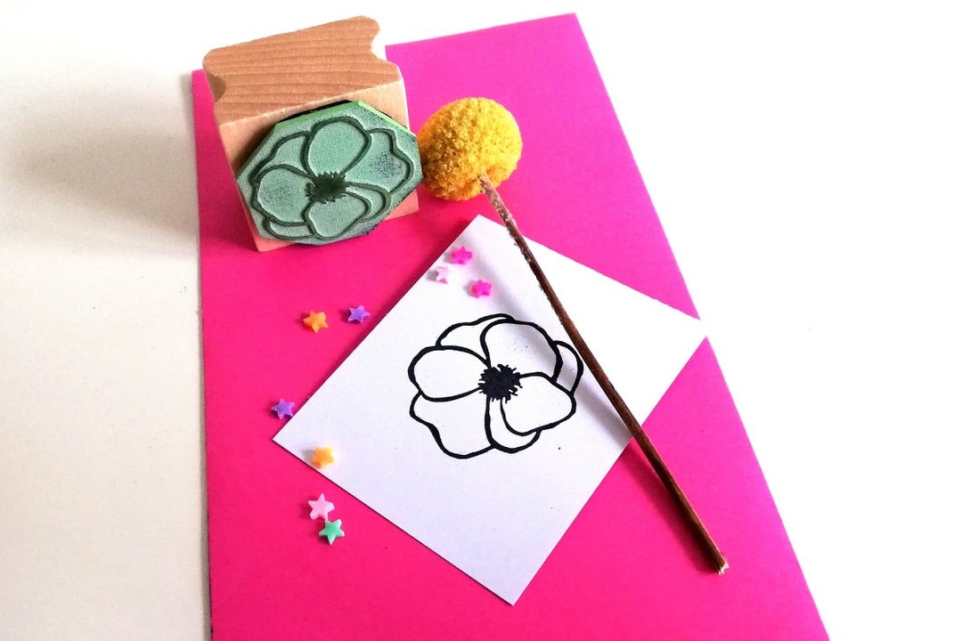 Poppy Stamp, Flower Stamp, Spring Stamp, Floral Motif Stamp, Flower