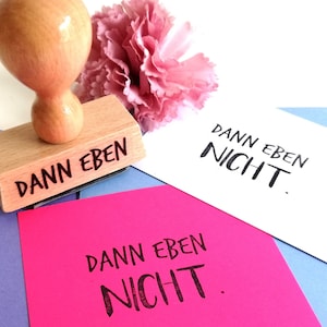 Stempel dan NIET., Verklaring, Typfout