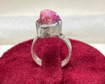 Raw Ruby Ring, Natural Ruby Ring, Handmade Ring, Crystal Ring, Raw Stone Silver Sterling Ring , Unique Design Ring, Bride Ring For Gift