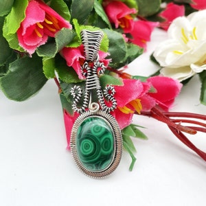 Malachite Pendant, Malachite Gemstone Pandant, Designer Pendant, Vintage Pendant, 925 Sterling Silver Plated Jewelry, 12.7 Grams