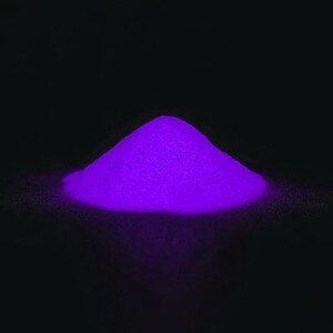 Purple glow powder, white during the daytime