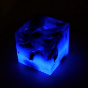 Minecraft Obsidian Resin Cube craft kit