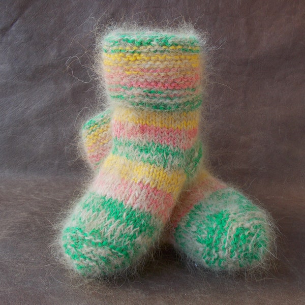 Warme donzige wollen sokken voor kinderen van 12-18 maanden, gemaakt van biologische Rough Collie-wol; Handgebreide wintersokken; Handgesponnen garen/zachte honden ondervacht