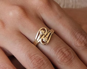 14K Gold Teardrop Ring, Two Band Flower Ring, Sunflower Band, Teardrop Shape Ring, Personalized Engagement Ring, Stackable Gold Ring Band