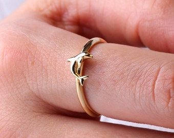 14K Gold Dolphin Ring, Dolphin Band, Dolphin Fish Ring, Animal Jewelry, Stackable Ring, Ocean Ring, Valentine's Day Gift, Gift for Her