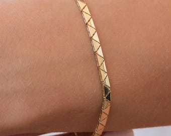 14K Gold Chevron Link Bracelet, 3mm Geometric Triangle Gold Bracelet, Faceted Pyramid Link Bracelet, Modern Gold Jewelry, Gift for Her