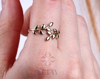 14K Gold Leaf Branch Ring, Gold Leaf Twig Ring, Rose Gold Leaf Ring, Layering Ring, Vine Ring, Laurel Ring, Nature Jewelry, Tree ring