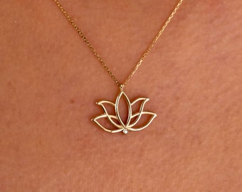 14K Gold Lotus Necklace, Lotus Flower Necklace, Gold Lotus Necklace, Yoga Necklace, Meditation Necklace, Lotus Floral Necklace, Gift For Mom