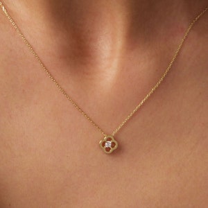 14K Gold Klee Halskette, Cz Diamant Halskette, kleine Klee Halskette, Glücksbringer, Klee Charme Anhänger, Pave Vier Blatt Halskette