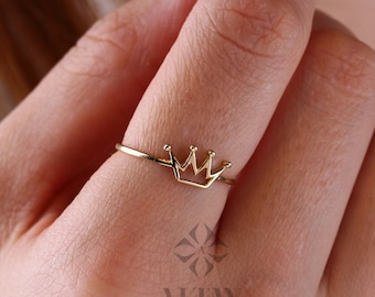 14K Gold Crown Ring, Crown Band Ring, Princess Crown Wedding Ring, Dainty Stacking Ring, Vintage Gold Band Ring, Minimalist Ring