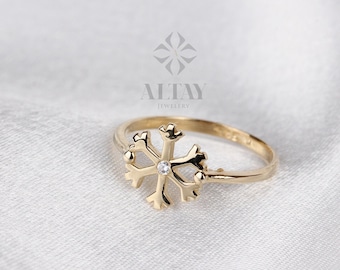14K Gold Snow Flake Ring, Snow Flake Ring, Winter Ring, Dainty Christmas Ring, Unique Snow Flake Ring, Christmas Gift for Her
