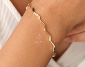 14K Gold Wave Bangle Bracelet, Wave Cuff Bracelet, Twisted Wire Stacking Bracelet, Personalized Graduation Gift, Zig Zag Geometric Bangle