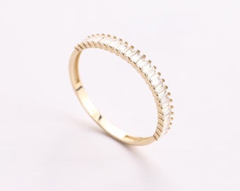 14K Gold Baguette Half Eternity Ring, Unique Marriage Ring, Dainty Baguette Ring, Minimalist Wedding Ring, Delicate Engagement Band