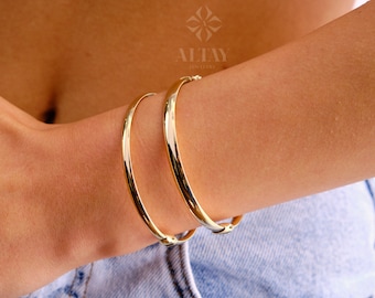 14K Gold Hinged Engraved Gold Bracelet, Custom Classic Bangle, Stacking Gold Cuff, 4mm 5mm Wide Bracelet, Oval Bangle,Moms Gift