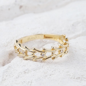 14K Gold Krone Bandring, Tiara Goldring, Prinzessin Krone Hochzeitsband, Zierliche Stapelring, Minimalistische Kronenring, Ringe für Frau