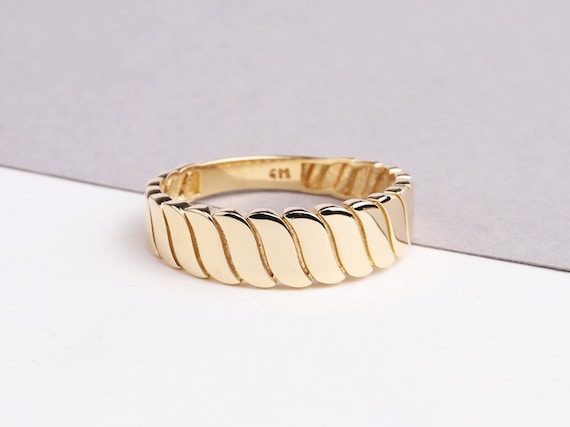 Cartier chain ring hotsell