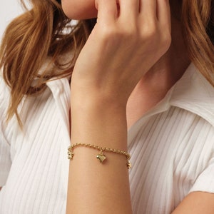 Classic Gold 3mm Bracelet - Love Plush Gold Charm main image 1