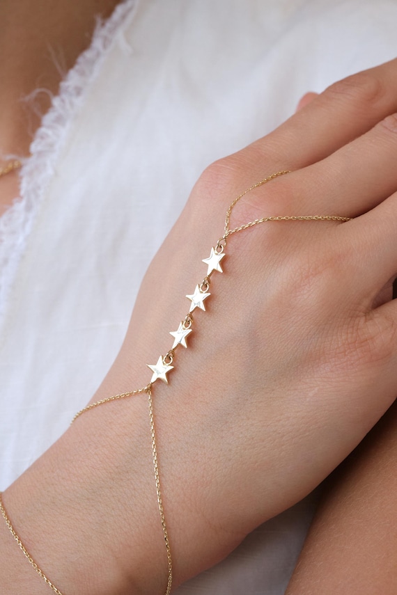 14K Gold Star Hand Chain Bracelet, Minimal Star Slave Bracelet, Delicate Hand Jewelry, Gift for Her