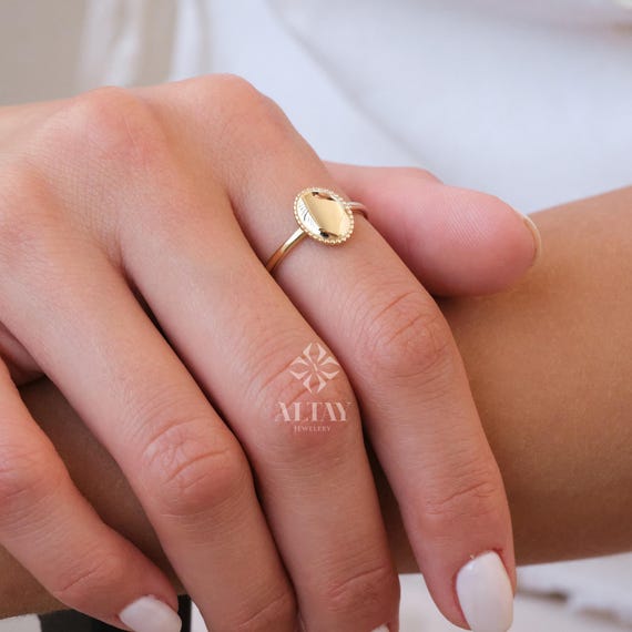 14K Gold Oval Signet Ring, Personalized Initial Ring, Minimalist Ring, Gold Letter Ring, Dainty Letter Ring, Single Bead Pinky Ring, Gift