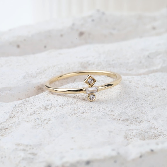 14K Gold Trio Ring, 3 Stone Wedding Ring, Stacking Rings for Women, Cz Stackable Ring, Minimalist Bridal Ring, Three Stone Promise Band