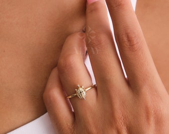 14K Gold Turtle Ring, Gold Sea Turtle Band, Tortoise Stackable Ring, Caretta Caretta Ring Animal Jewelry, Dainty Knuckle Band, Luck Turtle