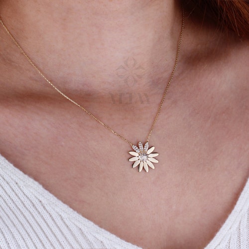 ★daisy★✾14kgf 14K Gold Daisy Pendant, Gold Cz Diamond Flower Necklace, Yellow