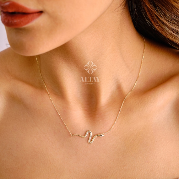 14K Gold Snake Necklace, Serpent Charm Necklace, Animal Choker, Medusa Necklace, Dainty Gold Necklace, Jewelry for Women, Bridal Gift