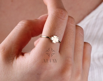 14K Gold Four Leaf Clover Ring, Dainty Good Luck Ring, Clover Lucky Charm Ring, Gold Leaf, St. Patrick's Day Accessory Band, Gift for Wife
