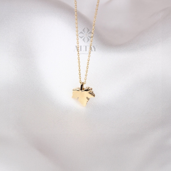 14K Gold Maple Maple Leaf Necklace, Custom Canadian Maple Leaf Pendant, Good Luck Charm, Canadian Jewelry, Country Necklaces