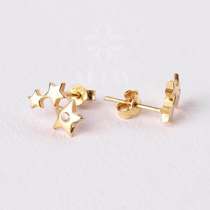 14K ゴールド スター クラスター スタッド イヤリング、CZ ダイヤモンド 華奢 スタッド イヤリング ゴールド スター イヤリング、スターバースト タイニー スタッド イヤリング、スモール スタッド イヤリング