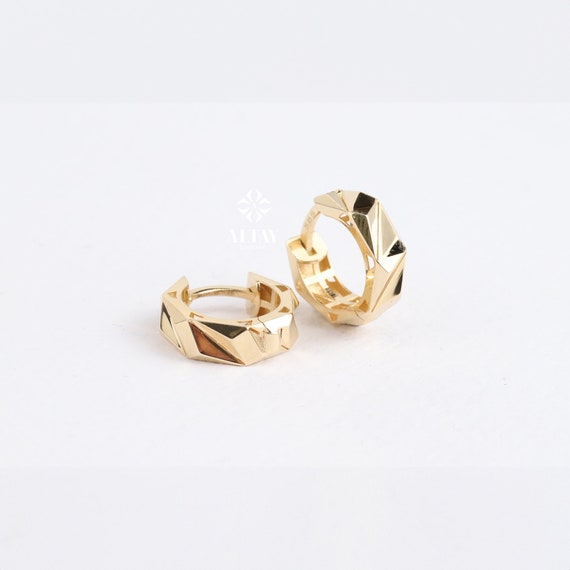14K Gold Edge Huggie Hoop Earrings, 12mm Hoop Earrings, Geometric Chunky Earrings, Unique Angular Hoop, Edge Dome Huggies, Sparkle Earrings