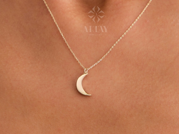Collana luna d'oro 14K, ciondolo luna crescente, fascino lunare d'oro,  collana di fascino celeste donna, gioielli minimalisti, regalo delicato per  lei - Etsy Italia