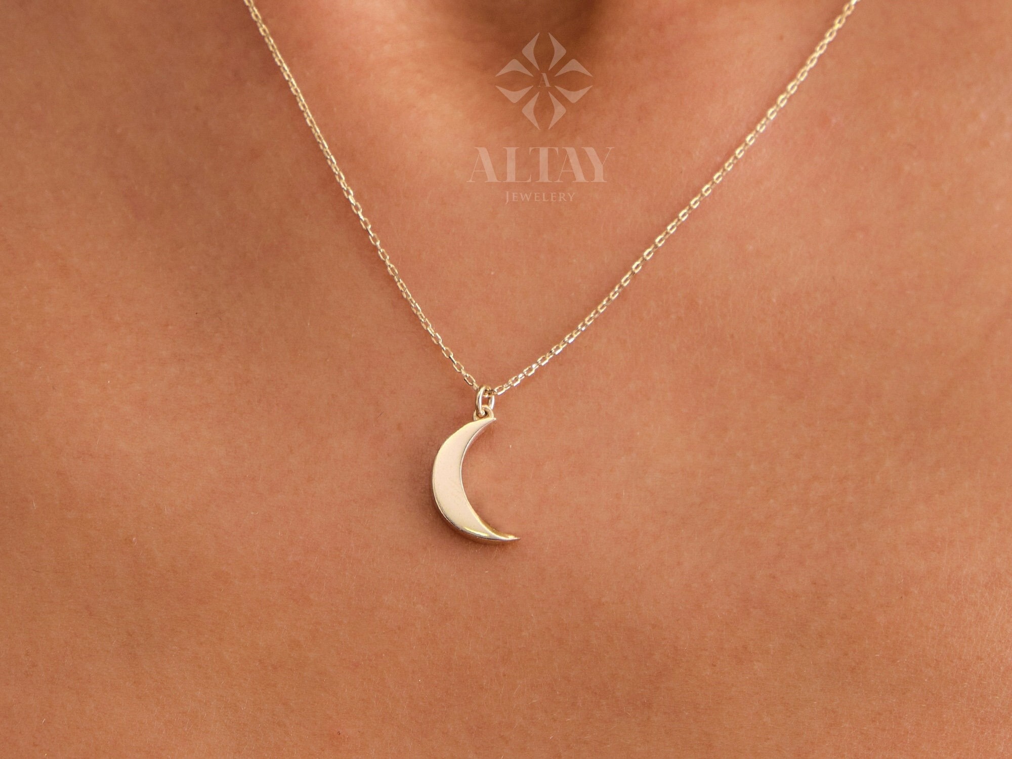 Sterling Silver Crescent Moon Face Necklace (1 in.)