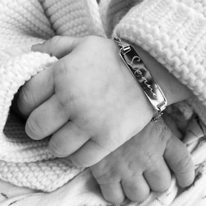 Bracelet prénom bébé en or 14 carats, bracelet d'identification pour tout-petit, bracelet plaque signalétique enfant personnalisé, bracelet bébé garçon, bracelet enfant, cadeau nouveau-né