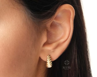14K Gold Croissant Huggie Earrings, 12mm Ribbed Huggie Hoop Earrings, Gold Dome Hoops, Unique Hoop Earring, Lined Gold Hinged Hoop Earrings