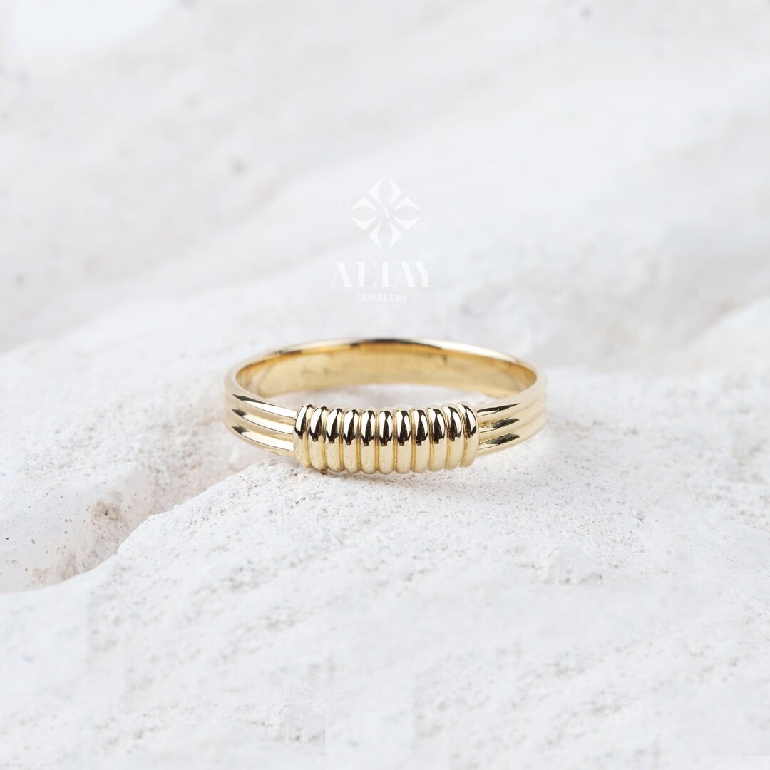 Puff Rib Ring 14K Gold Ribbed Ring, Croissant Braided 4mm Puff Dome Ring, Lined ...
