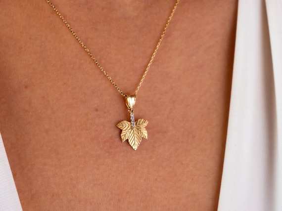 14K Gold Maple Leaf Necklace, Canadian Maple CZ Diamond Pendant Necklace, Canada Leaf Charm, Fall Leaf Jewelry, Dainty Layering Necklace