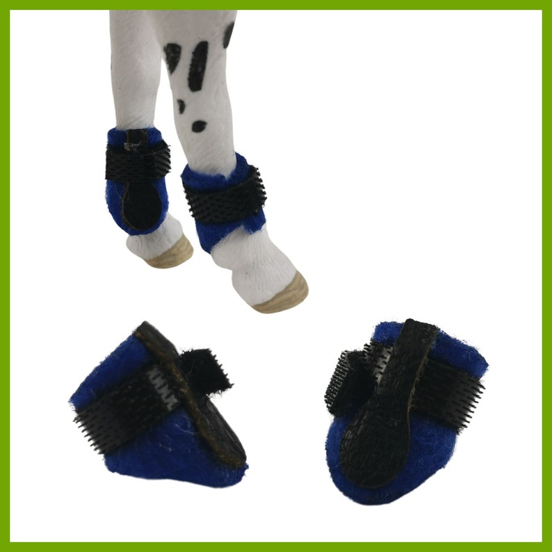 Gaiters Pia model horses accessories for Schleich horses Königsblau