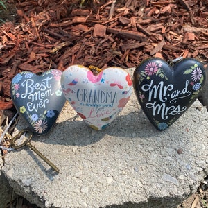 ART Hearts - 3 designs - Best MOM Ever - Mr. and Mrs. - Grandma is another word for Love