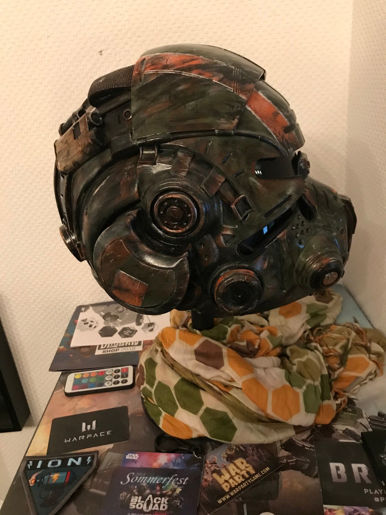 titanfall 2 helmet