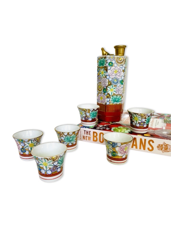 Set of Vintage Kutani Japanese 1000 Flowers Porcelain Whistling Bird Decanter Saki Set