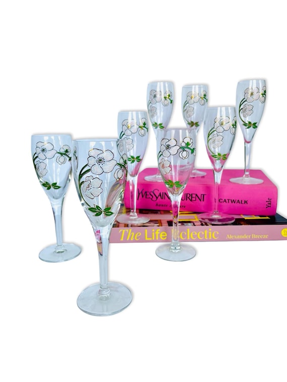 Set of 8 Vintage Perrier-Jouët Champagne Glasses – Hand-Painted Anemone Flowers – Belle Époque Style Coupe Glassware