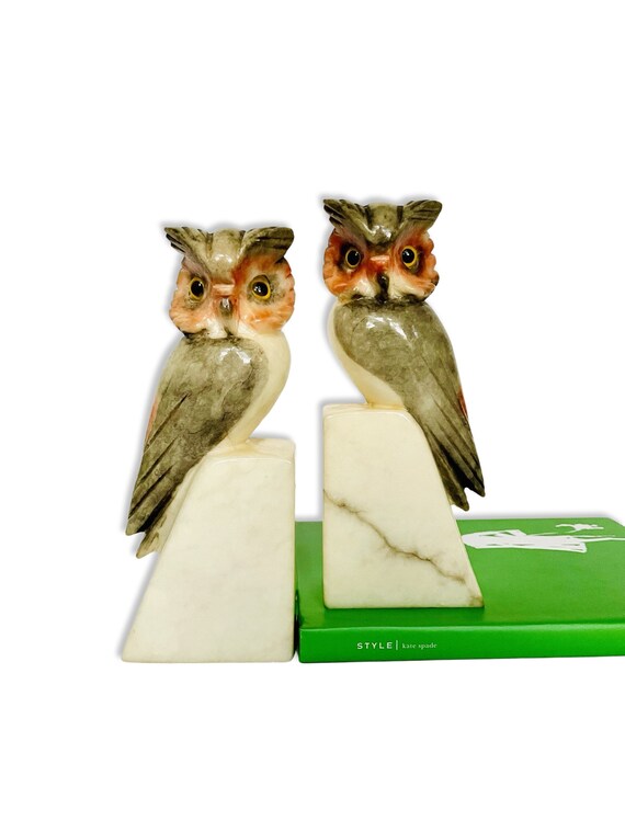 Pair of Vintage Italian Carved Alabaster Owl Bird Bookends