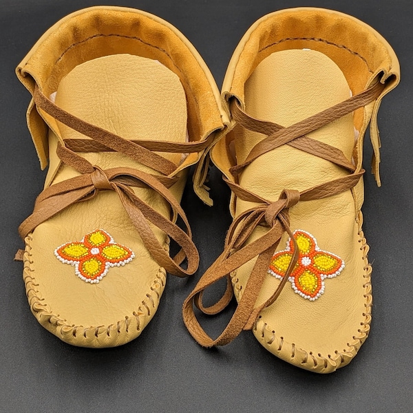 Beaded Leather Moccasins - Ojibwe/Anishinaabe Made - Free Shipping