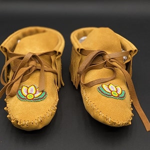 Beaded Leather Moccasins - Ojibwe/Anishinaabe Made - Free Shipping