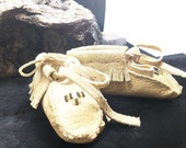 Beaded Leather Baby Moccasins - Ojibwe/Anishinaabe Made - Free Shipping