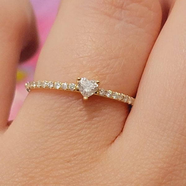 Anello di diamanti, anello solitario in oro massiccio 14k, delicato anello di diamanti, anello di fidanzamento con diamanti, anello con diamante a taglio a forma di cuore da 0,16 ct in oro